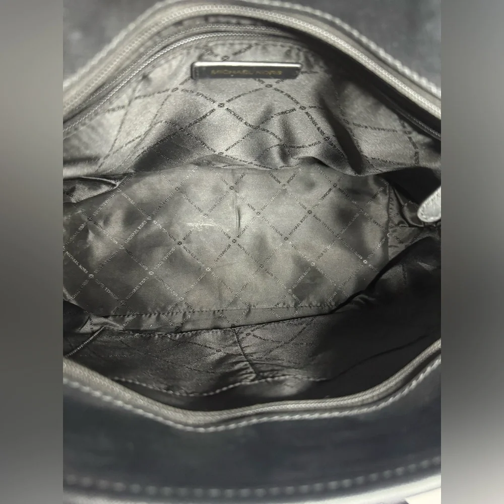 #143 Michael Kors Jet Set Travel Large Top Zip Black Leather Shoulder Tote - Picture 10 of 17